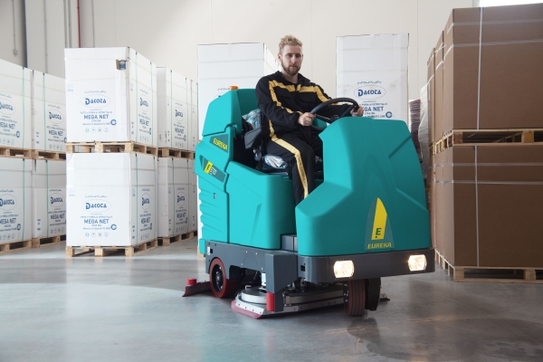 Aufsitz Scheuersaugmaschine Eureka E110-D ECO